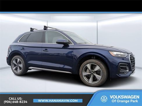 Used 2023 Audi Q5 2.0T Premium w/ Convenience Package image 1