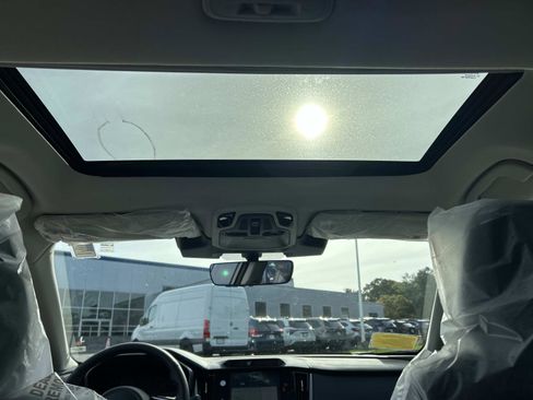 New 2025 Subaru Outback Limited image 5