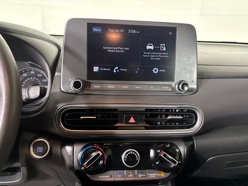 Used 2022 Hyundai Kona SEL w/ Cargo Package FWD image 12