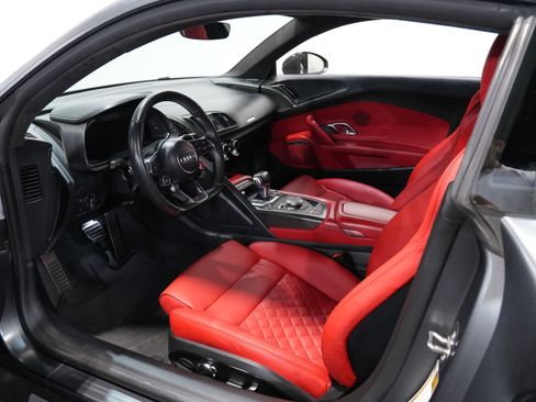 Used 2017 Audi R8 V10 plus image 29