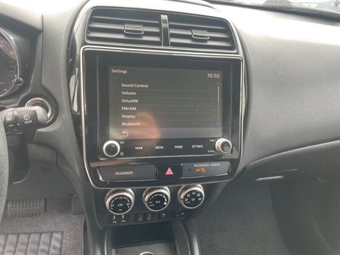 Used 2020 Mitsubishi Outlander Sport SE image 17