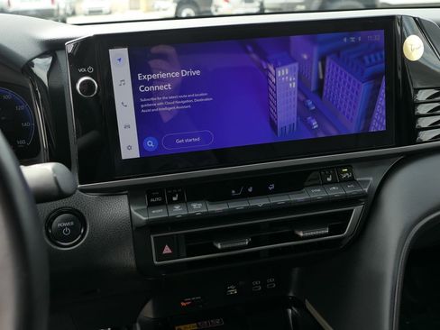 Used 2025 Toyota Camry XSE image 19