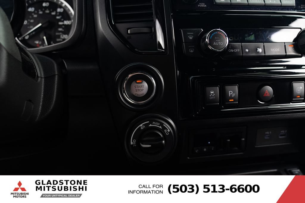 Used 2023 Nissan Titan SV w/ SV Convenience Package AWD/4WD image 21