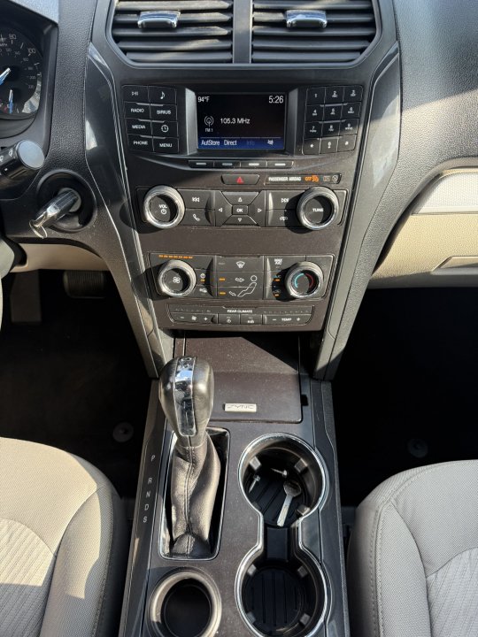 Used 2018 Ford Explorer FWD image 17