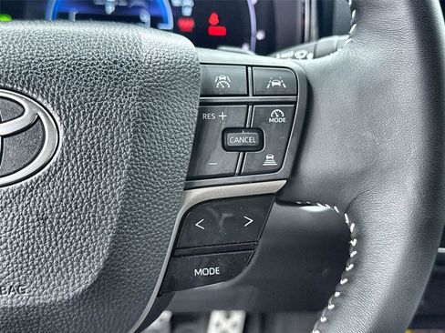 Used 2026 Toyota Camry SE w/ Convenience Package AWD/4WD image 17