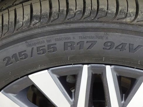 Used 2024 Nissan Altima 2.5 SV image 42