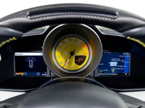 Used 2015 Ferrari 458 Spider image 20