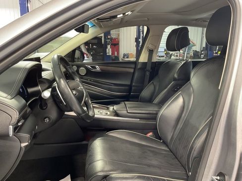 Used 2023 Genesis GV80 2.5T w/ Prestige 20" Package image 8