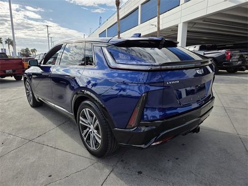 Used 2024 Cadillac Lyriq Luxury w/ LPO, Floor Liner Package image 4