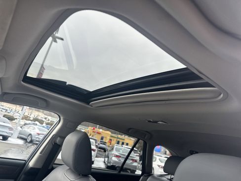 Used 2018 Subaru Outback 2.5i Limited image 24