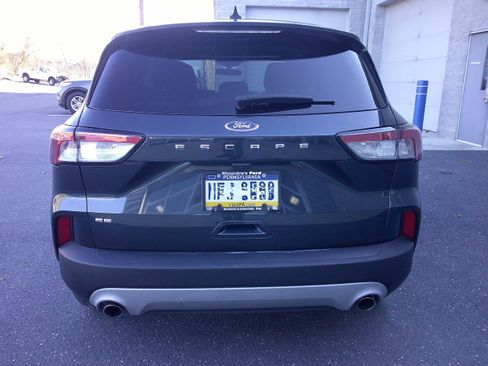 Certified 2022 Ford Escape SE w/ Convenience Package FWD image 5