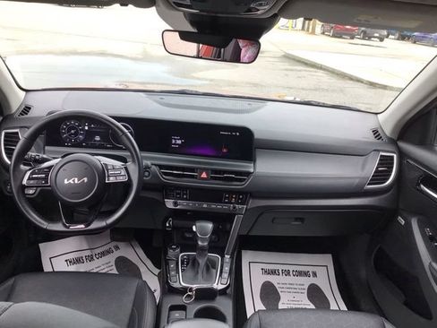 Used 2024 Kia Seltos SX AWD/4WD image 16