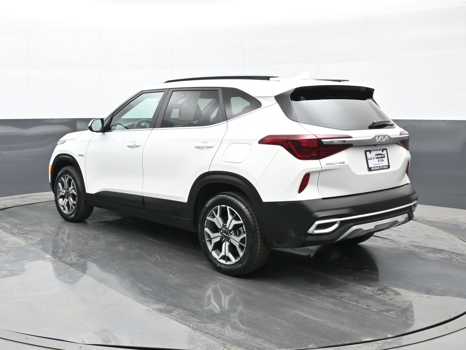 Used 2022 Kia Seltos EX AWD/4WD image 6