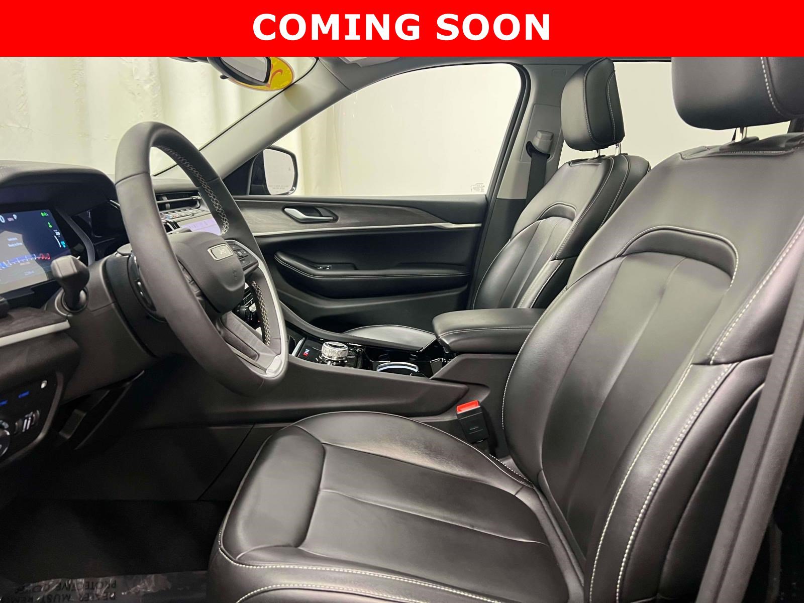 Used 2023 Jeep Grand Cherokee 4WD 4xe image 16