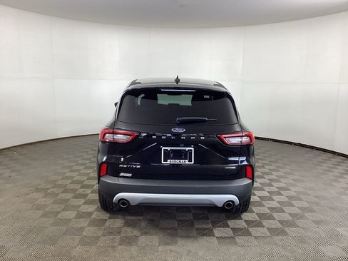 Certified 2023 Ford Escape Active AWD/4WD image 3