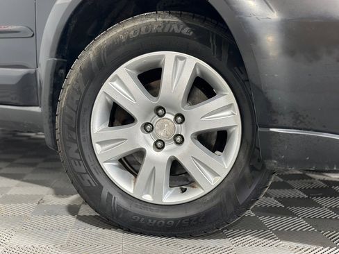 Used 2005 Subaru Outback 2.5i image 31