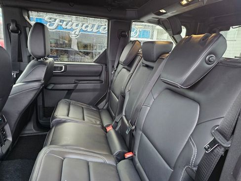 New 2025 Ford Bronco Outer Banks w/ Sasquatch Package image 10