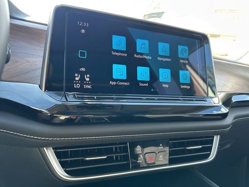 New 2026 Volkswagen Atlas SE image 33