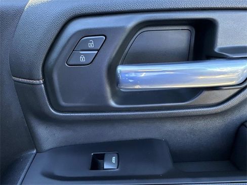 Used 2023 GMC Sierra 2500 AT4 image 18