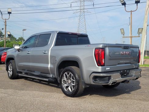 Used 2023 GMC Sierra 1500 SLT w/ SLT Premium Plus Package AWD/4WD image 5