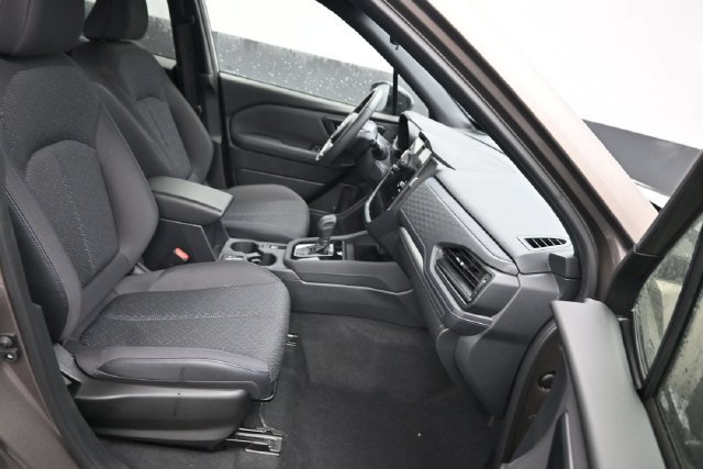 Used 2025 Subaru Forester Premium AWD/4WD image 9