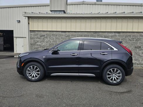 Used 2023 Cadillac XT4 Premium Luxury AWD/4WD image 3