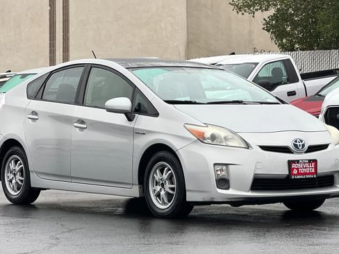 Used 2010 Toyota Prius Five image 5