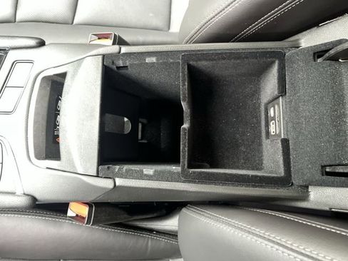 Used 2025 Cadillac XT5 Premium Luxury image 25