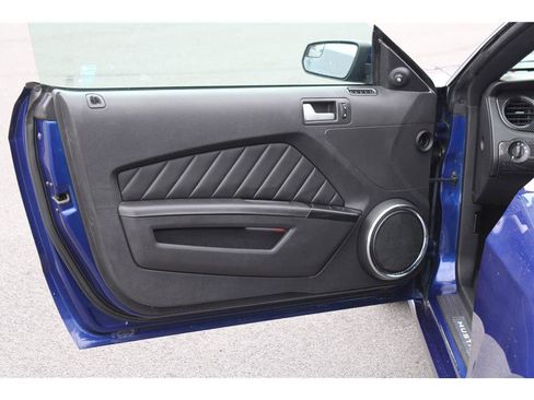 Used 2014 Ford Mustang Premium w/ Equipment Group 202A image 7