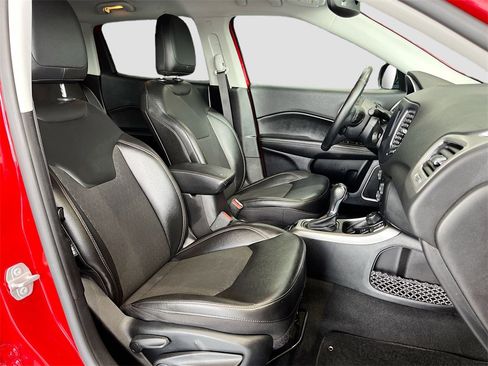 Used 2021 Jeep Compass Latitude w/ Convenience Group image 26