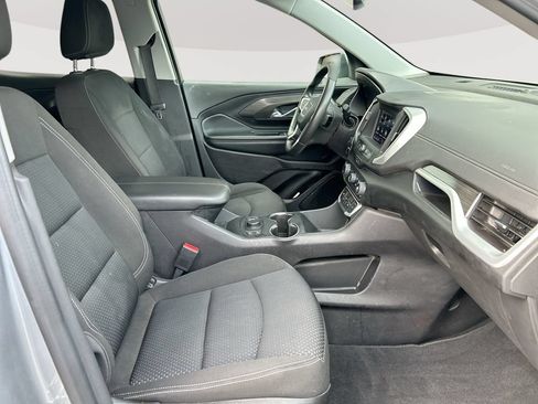 Used 2024 GMC Terrain SLE AWD/4WD image 23