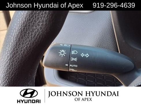 Used 2022 Toyota RAV4 XLE w/ Convenience Package AWD/4WD image 11