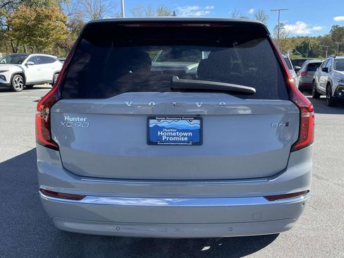New 2026 Volvo XC90 B6 Plus w/ Protection Package Premier image 28