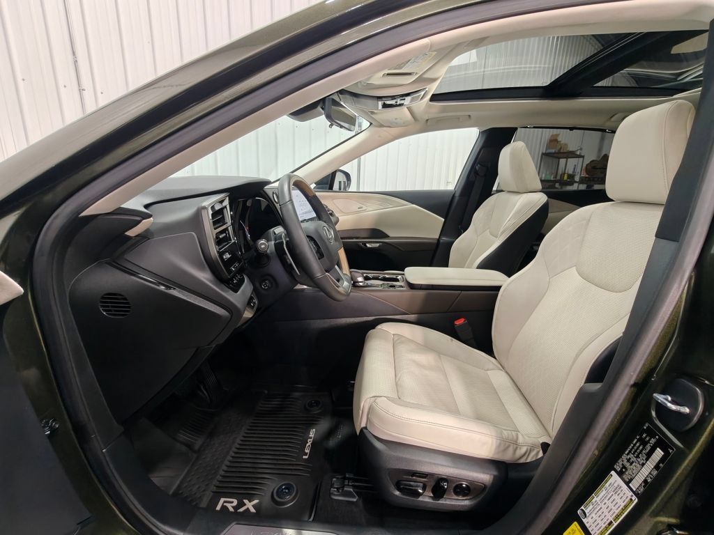 Used 2023 Lexus RX 350 AWD w/ Cold Area Package image 31