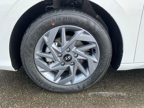 New 2026 Hyundai Elantra Blue image 9