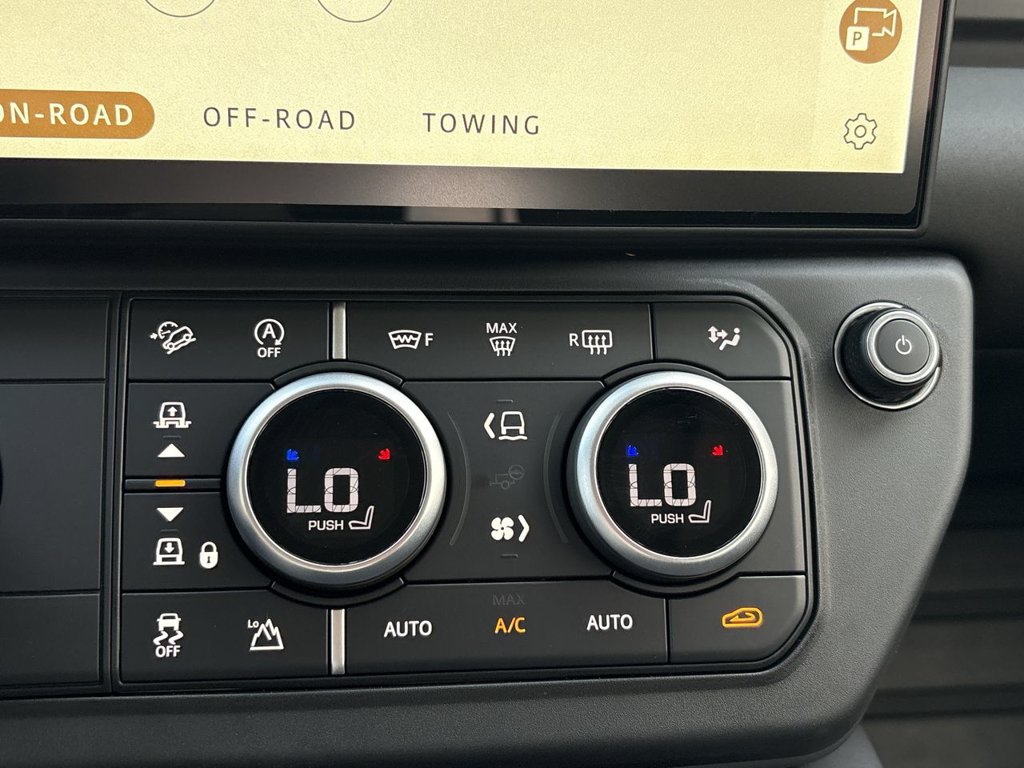 Used 2026 Land Rover Defender 110 S AWD/4WD image 27