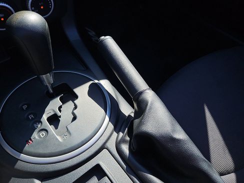 Used 2010 MAZDA MX-5 Miata Sport image 22