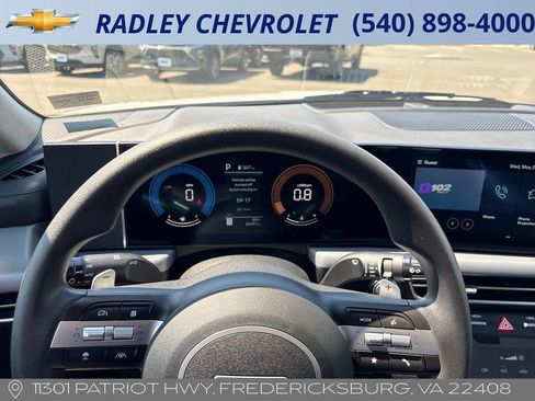 Used 2025 Hyundai Sonata SEL FWD image 6