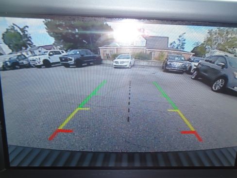 Used 2024 Ford Maverick Lariat FWD image 22