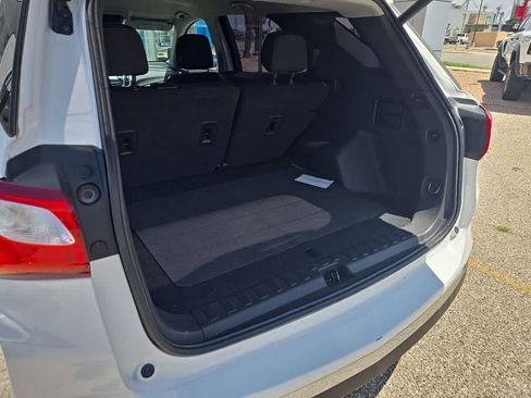 Used 2021 Chevrolet Equinox LT AWD/4WD image 5