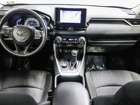 Certified 2025 Toyota RAV4 XLE AWD/4WD image 14