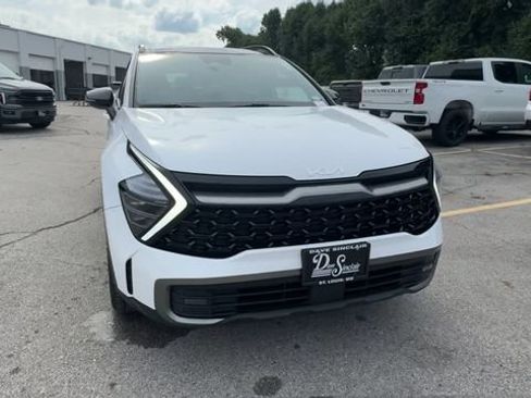 Used 2024 Kia Sportage X-Pro AWD/4WD image 3