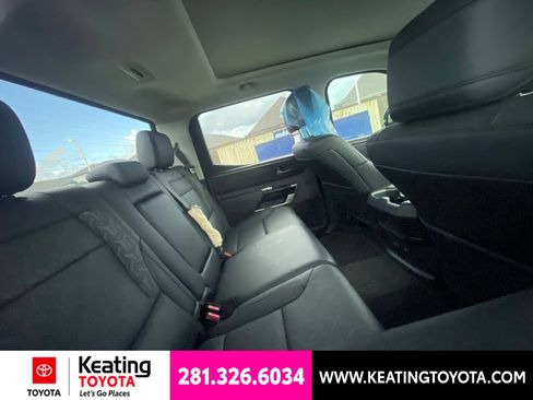 Used 2023 Toyota Tundra Limited AWD/4WD image 5