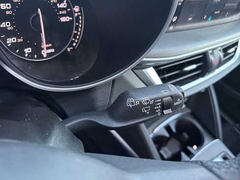 Used 2023 Alfa Romeo Stelvio Ti image 35