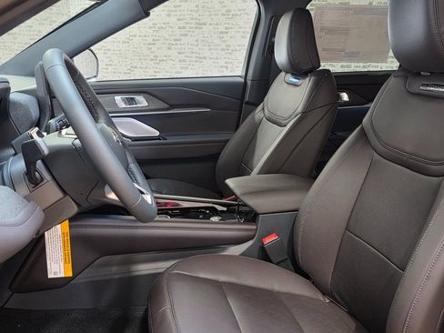 New 2026 Ford Explorer Platinum RWD image 21