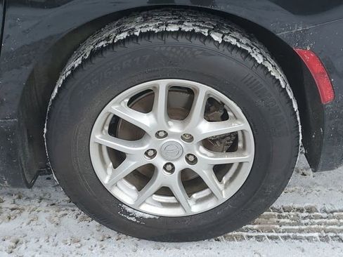 Used 2020 Chrysler Pacifica Touring-L image 33