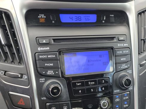 Used 2012 Hyundai Sonata Hybrid w/ Leather Pkg FWD image 13