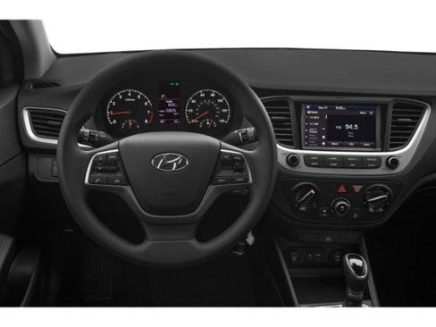 Used 2022 Hyundai Accent SEL image 27