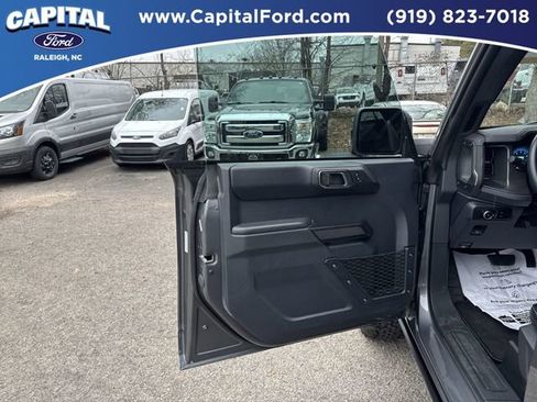 Certified 2025 Ford Bronco Badlands image 19