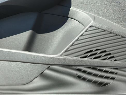 New 2026 Volkswagen Taos S image 30